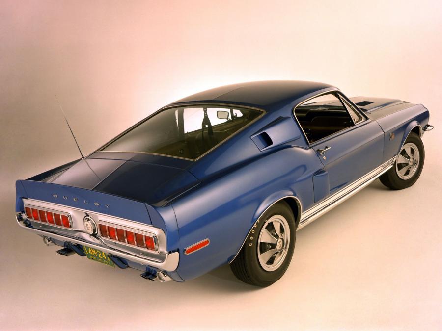  Shelby GT500 KR 1968 года  (фото 16 из 18)